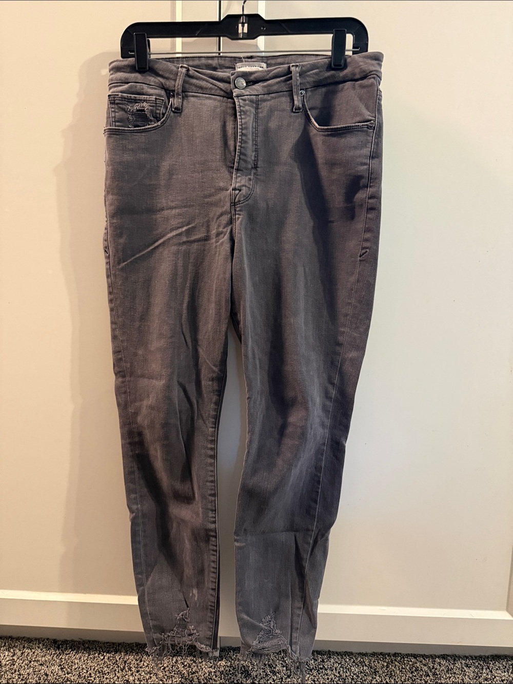 Good American Good Legs Gray Distressed Skinny Jeans Size 12/31